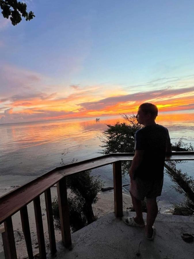 White Bada Guesthouse Siquijor Exterior foto