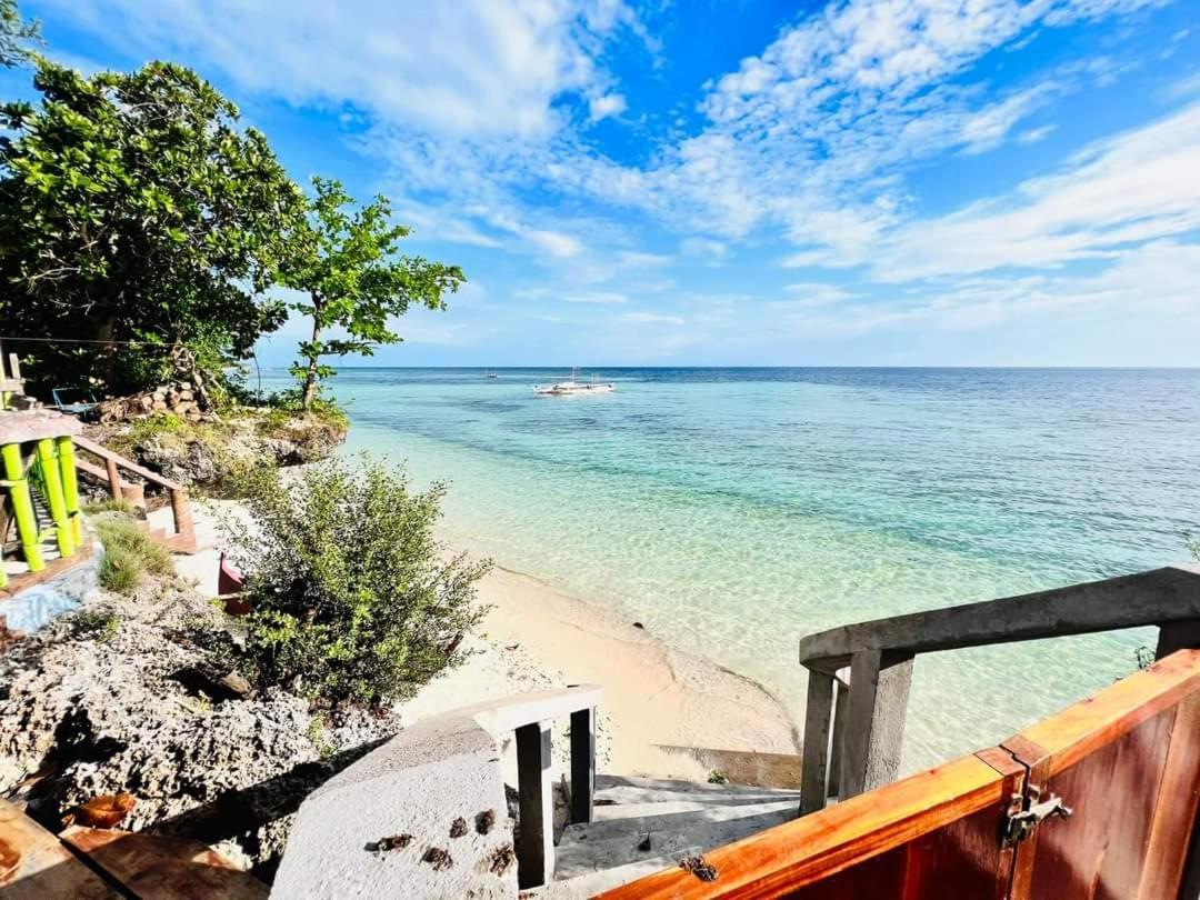White Bada Guesthouse Siquijor Exterior foto